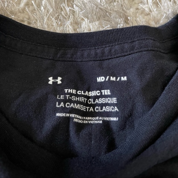 Under armour t shirt - Picture 3 of 5